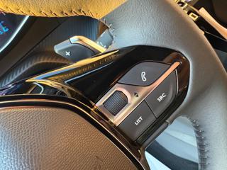 PEUGEOT 2008 usata, con Sistema di navigazione