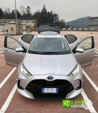 TOYOTA Yaris usata, con Fendinebbia