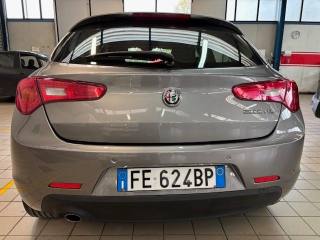 ALFA ROMEO Giulietta usata, con Autoradio