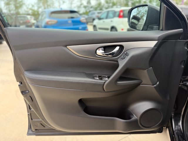 NISSAN Qashqai usata, con Sistema di navigazione