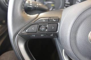 TOYOTA Yaris usata, con Autoradio digitale