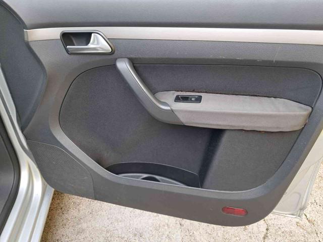 VOLKSWAGEN Touran usata 25