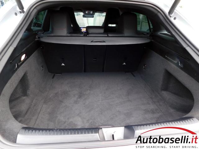 MERCEDES-BENZ CLA 220 usata 83