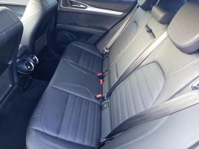 ALFA ROMEO Stelvio usata, con Regolazione elettrica sedili