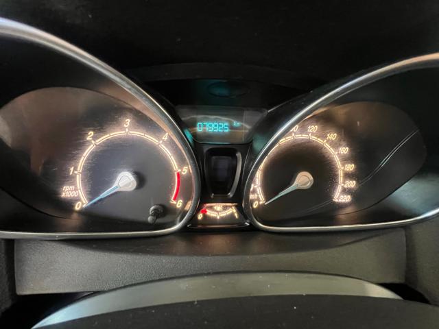 FORD Fiesta usata, con Autoradio