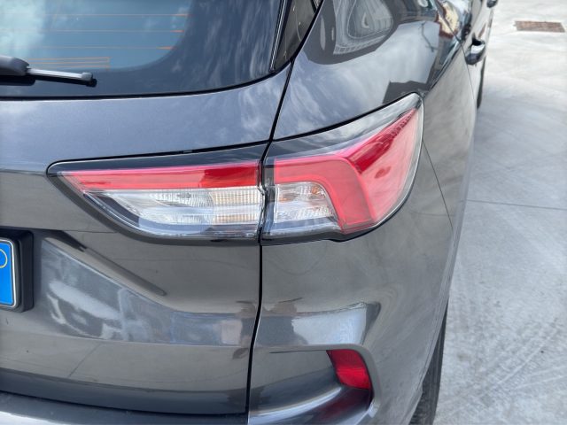 FORD Kuga usata, con Fari LED