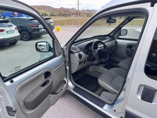 RENAULT Kangoo usata 15