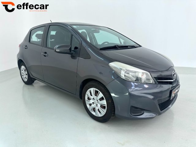 TOYOTA Yaris usata, con Airbag laterali