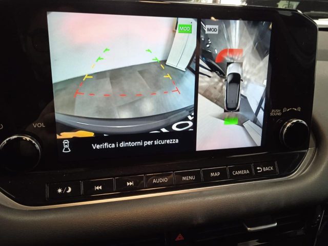 NISSAN Qashqai usata, con Touch screen