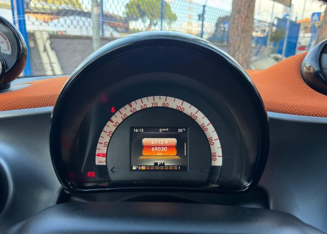 SMART ForFour usata, con USB