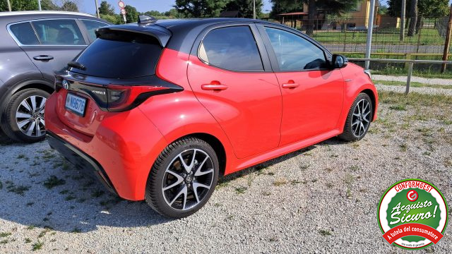 TOYOTA Yaris usata, con Airbag laterali