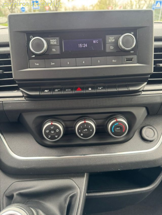 NISSAN Primastar usata, con Fari LED