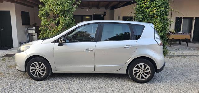 RENAULT Scenic usata, con Airbag