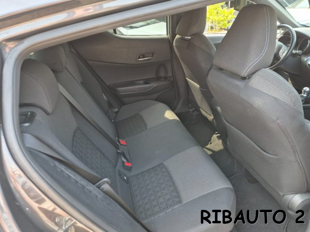 TOYOTA C-HR usata, con Bracciolo