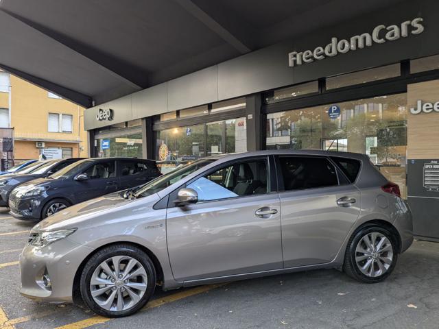 TOYOTA Auris usata, con Airbag laterali