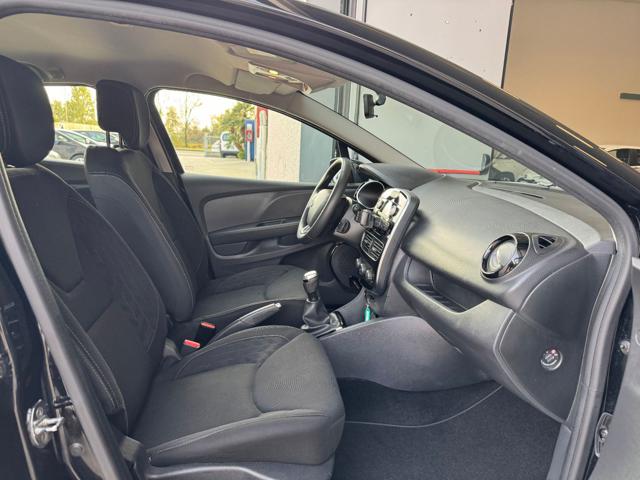 RENAULT Clio usata, con Park Distance Control