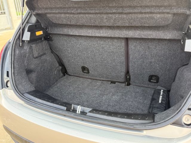 LANCIA Ypsilon usata 23