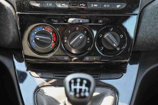 LANCIA Ypsilon usata, con Autoradio digitale