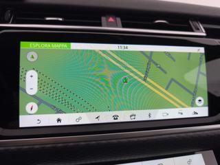 LAND ROVER Range Rover Velar usata, con Sistema di navigazione