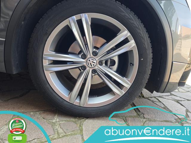 VOLKSWAGEN Tiguan usata, con Park Distance Control