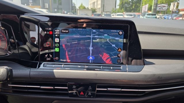 VOLKSWAGEN Golf usata, con Sensori di parcheggio anteriori