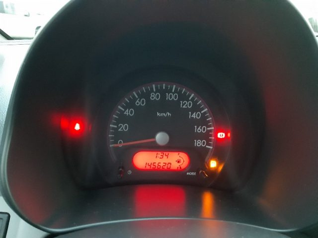 NISSAN Pixo usata, con Servosterzo