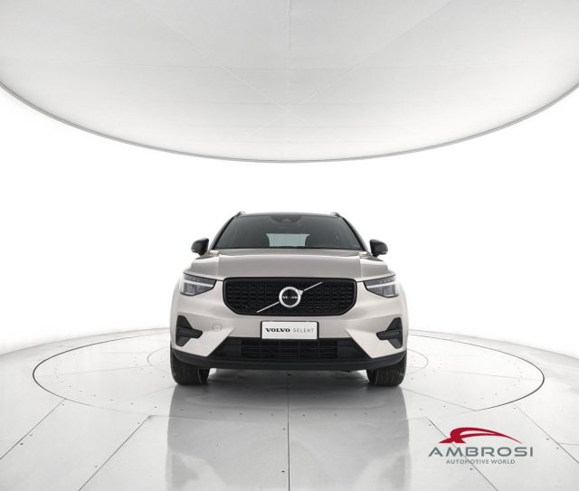 VOLVO XC40 usata 4