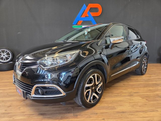 RENAULT Captur usata, con Autoradio