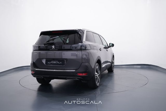 PEUGEOT 5008 usata, con Autoradio