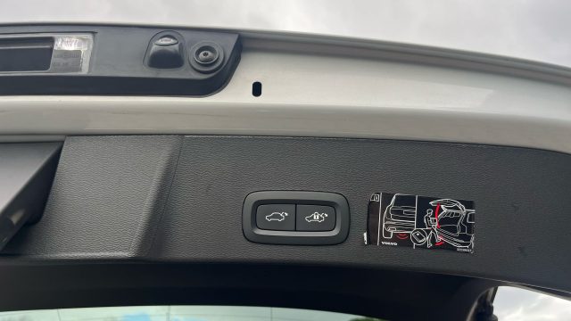 VOLVO XC40 usata, con Riconoscimento dei segnali stradali
