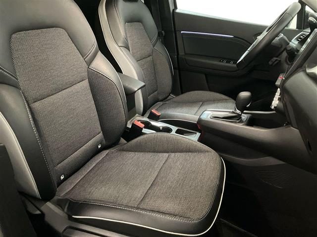 RENAULT Captur usata, con Sistema di navigazione