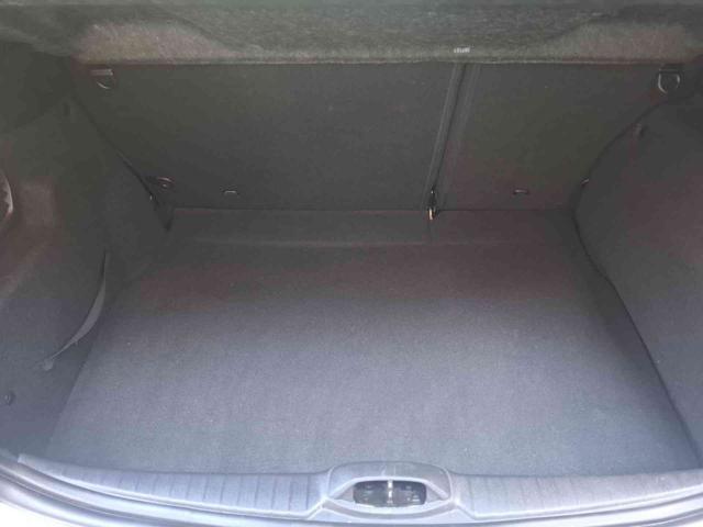 PEUGEOT 208 usata, con Volante in pelle