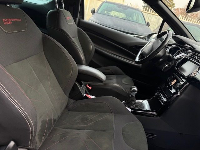 DS AUTOMOBILES DS 3 usata, con Cerchi in lega