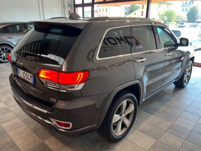 JEEP Grand Cherokee usata, con Autoradio