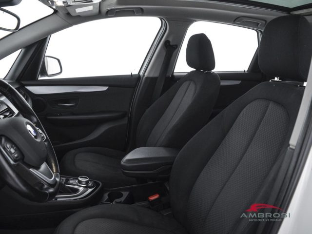BMW 218 usata 8