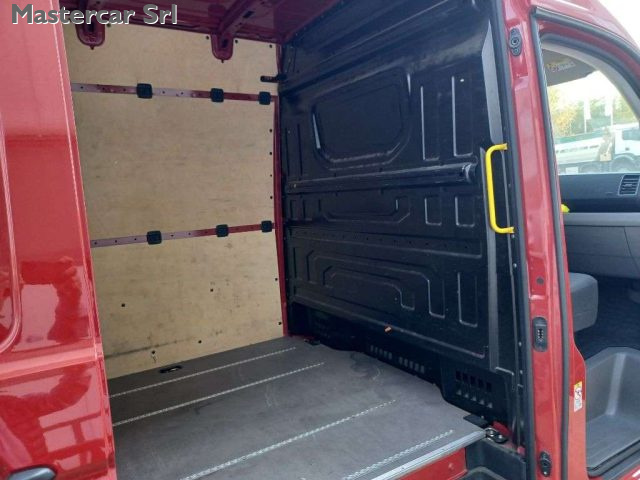 VOLKSWAGEN Crafter usata 11