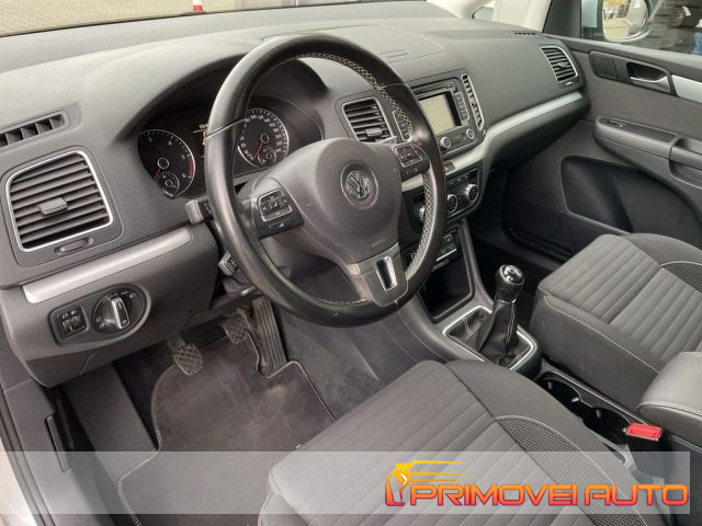 VOLKSWAGEN Sharan usata, con Airbag