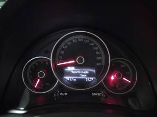VOLKSWAGEN up! usata, con Sistema di navigazione