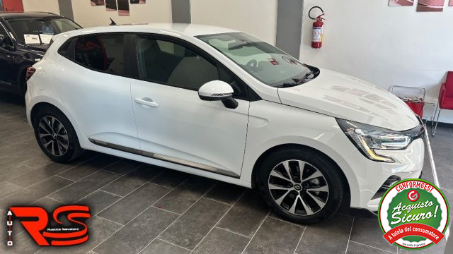 RENAULT Clio usata, con Alzacristalli elettrici