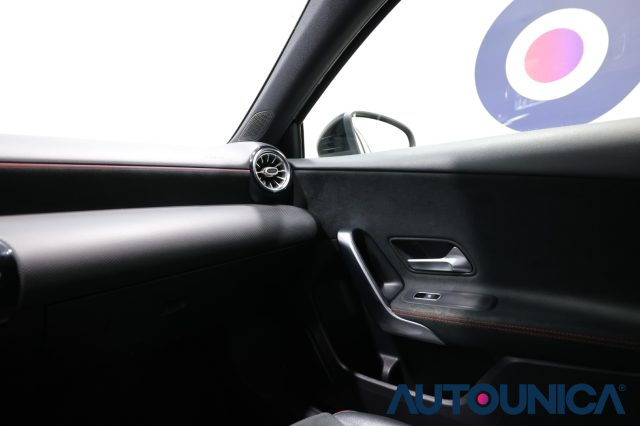 MERCEDES-BENZ A 200 usata, con Sensore di pioggia