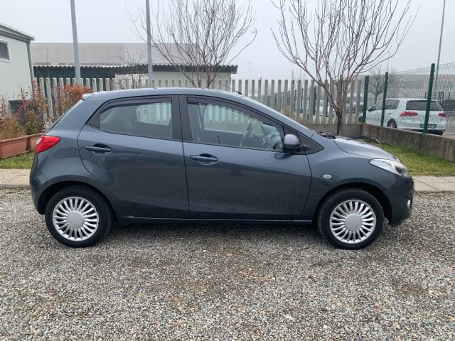 MAZDA 2 usata, con Airbag Passeggero