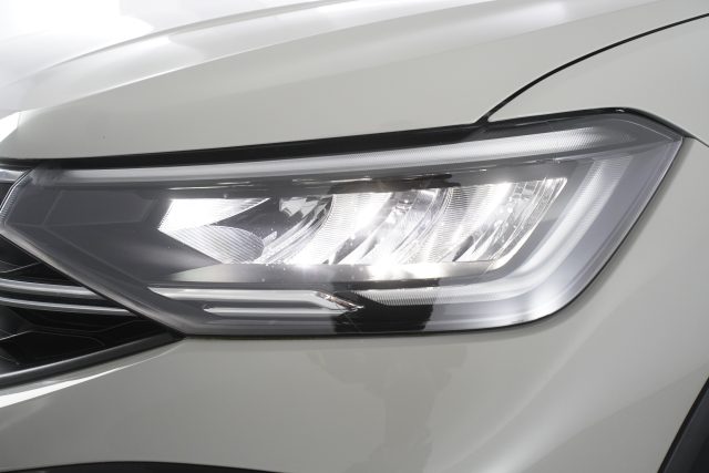 VOLKSWAGEN Taigo usata 14