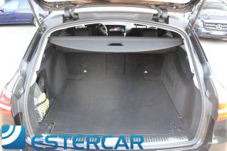 MERCEDES-BENZ E 220 usata, con Park Distance Control