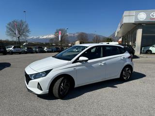 HYUNDAI i20 usata, con Airbag