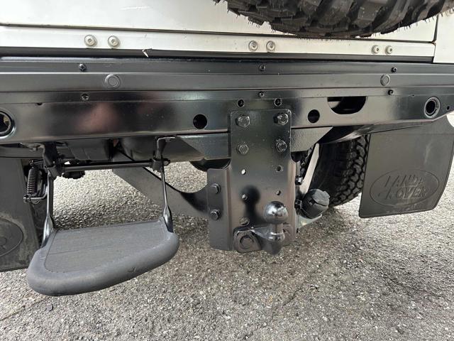 LAND ROVER Defender usata, con Controllo trazione