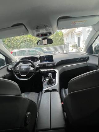 PEUGEOT 3008 usata, con Controllo automatico clima