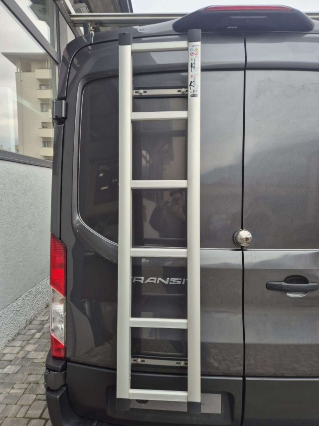 FORD Transit usata, con Autoradio