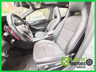 MERCEDES-BENZ GLA 200 usata, con Tettuccio apribile