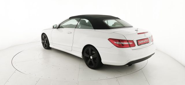 MERCEDES-BENZ E 220 usata, con Sistema di navigazione