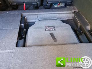 PEUGEOT 5008 usata, con Boardcomputer